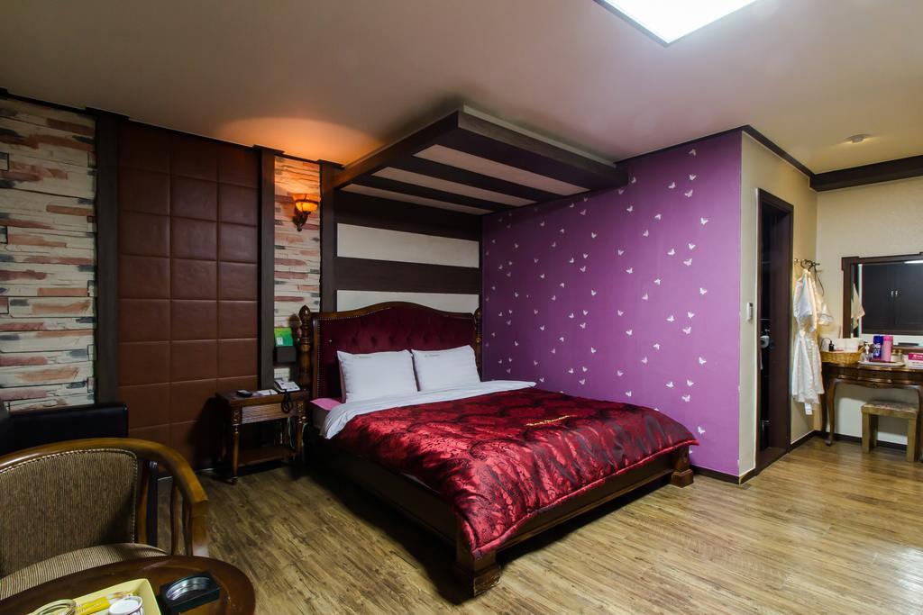 Gwangju Metropolitan City Guangju Hotel Banana מראה חיצוני תמונה