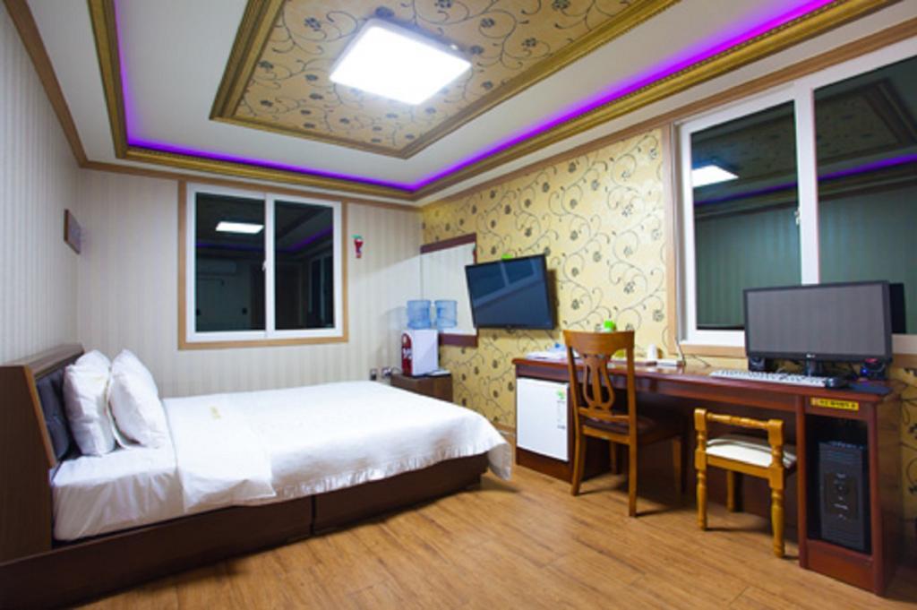 Gwangju Metropolitan City Guangju Hotel Banana מראה חיצוני תמונה