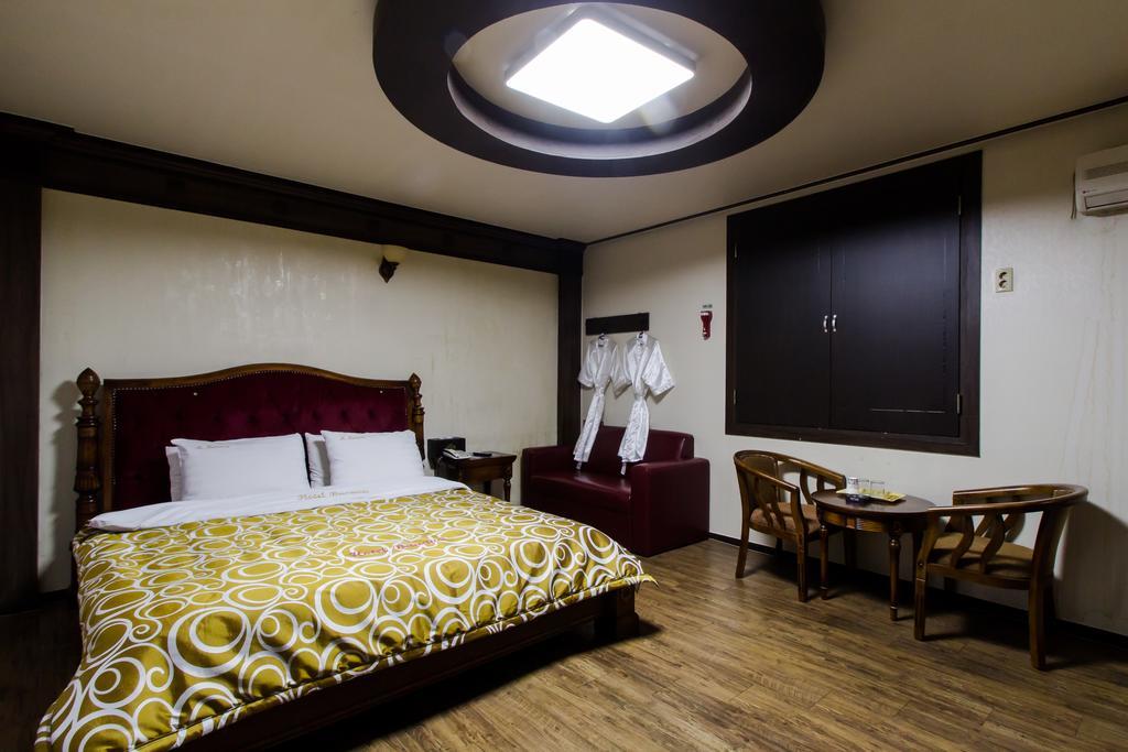 Gwangju Metropolitan City Guangju Hotel Banana מראה חיצוני תמונה
