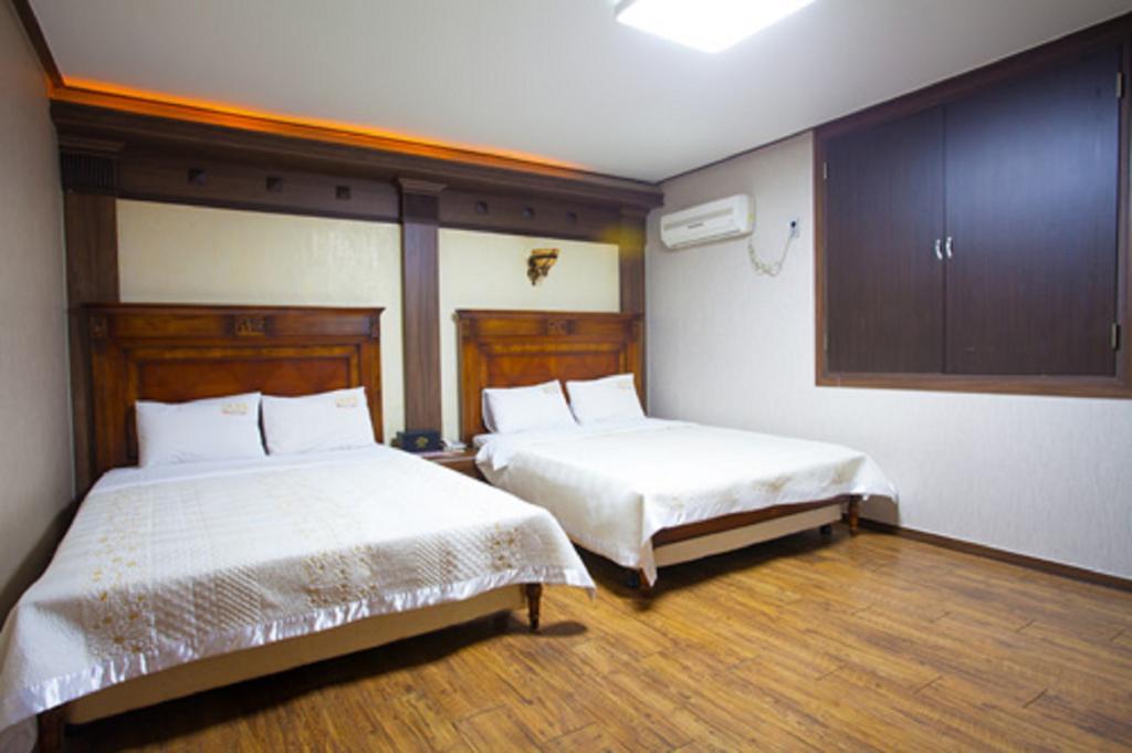 Gwangju Metropolitan City Guangju Hotel Banana מראה חיצוני תמונה