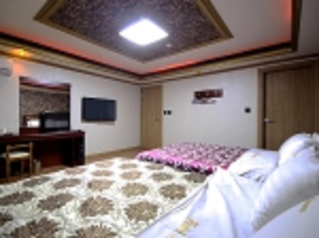 Gwangju Metropolitan City Guangju Hotel Banana מראה חיצוני תמונה