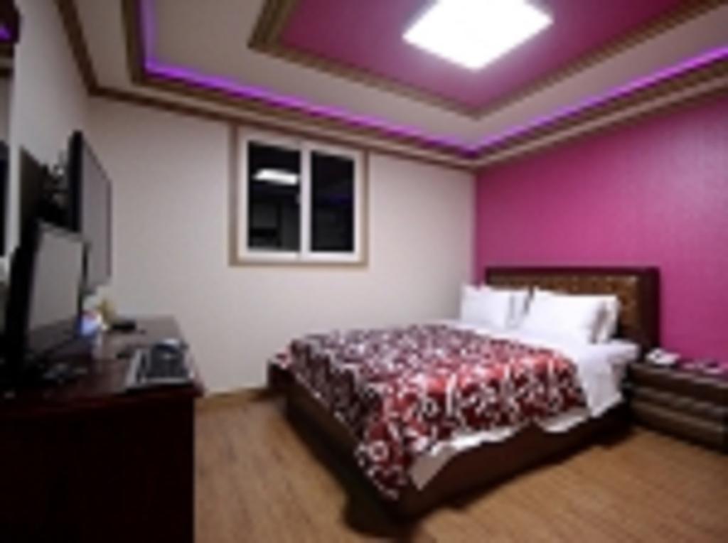 Gwangju Metropolitan City Guangju Hotel Banana מראה חיצוני תמונה
