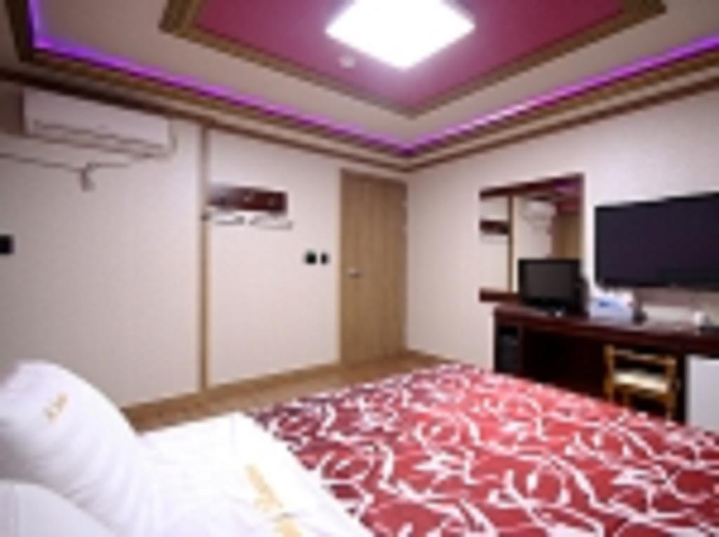 Gwangju Metropolitan City Guangju Hotel Banana מראה חיצוני תמונה