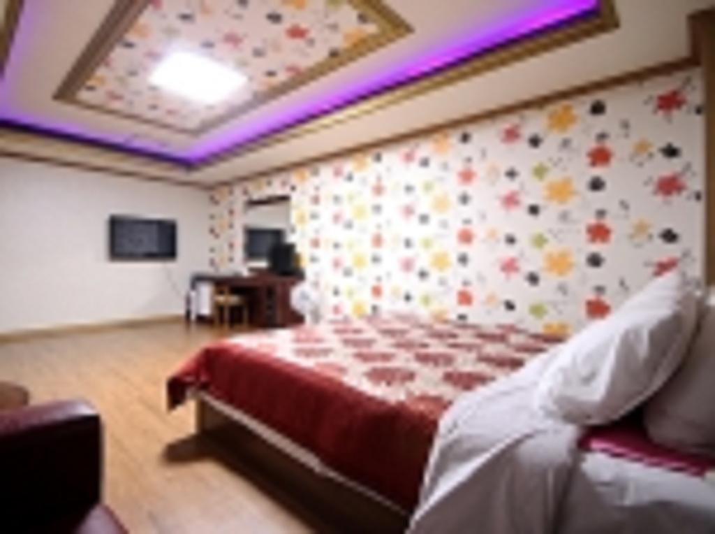 Gwangju Metropolitan City Guangju Hotel Banana מראה חיצוני תמונה
